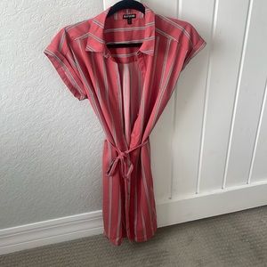 Express shirt dress with belt tie / button up. Size medium.